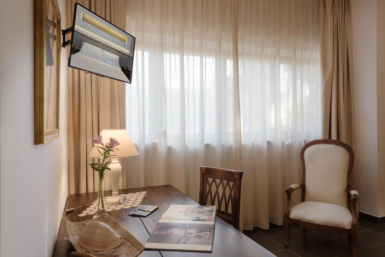 La Chiocciola Bed & Breakfast Castrignano del Capo Dış mekan fotoğraf